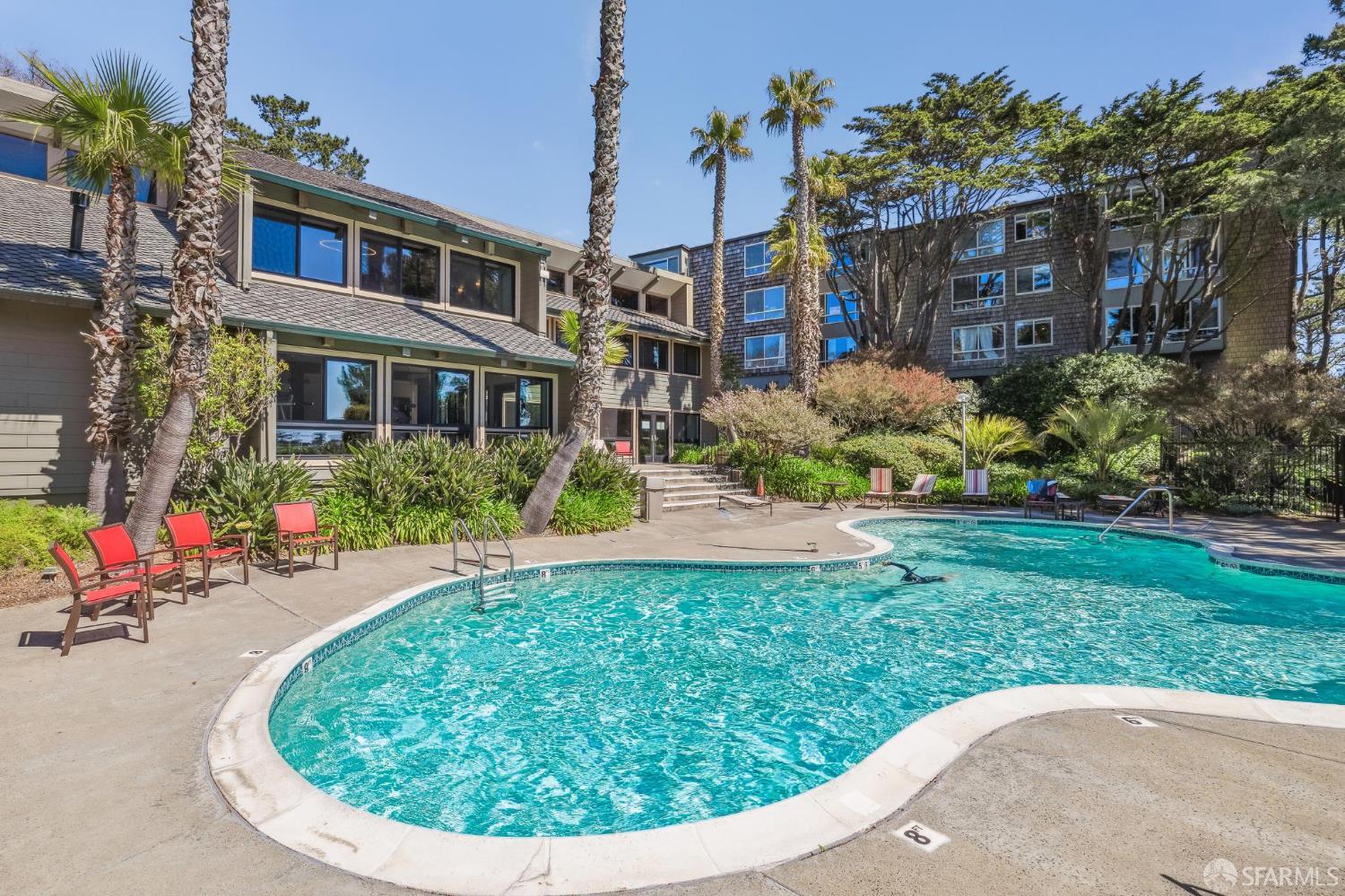 Detail Gallery Image 40 of 48 For 175 Red Rock Way 303k,  San Francisco,  CA 94131 - 0 Beds | 1 Baths