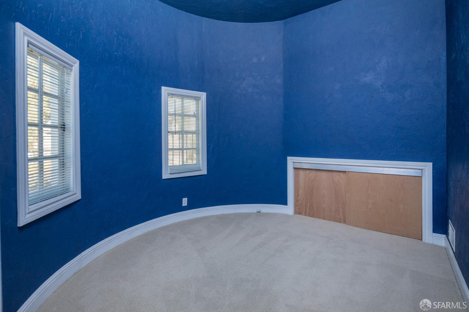 Detail Gallery Image 12 of 24 For 2627 Hale Dr, Burlingame,  CA 94010 - 4 Beds | 2/1 Baths