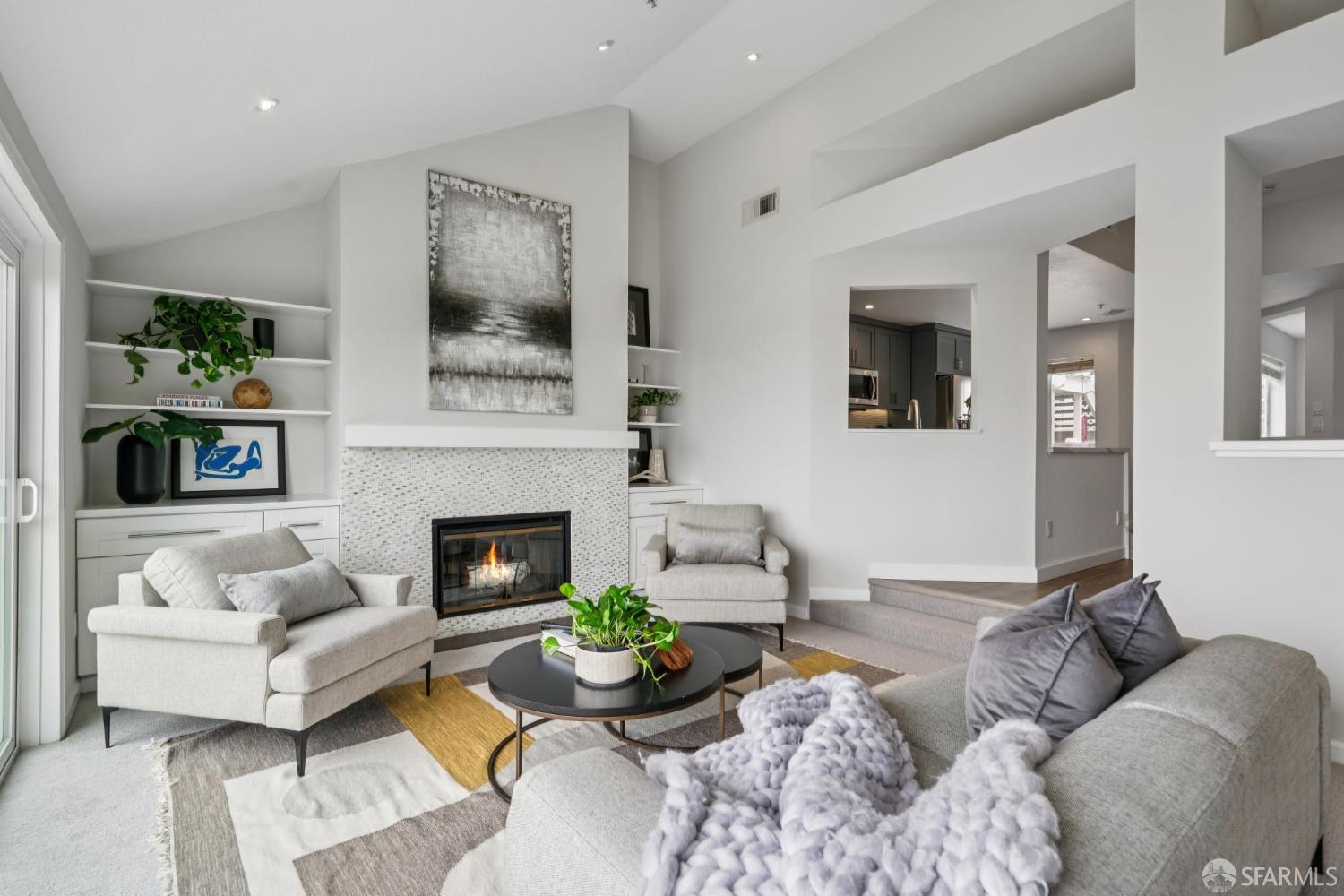 Detail Gallery Image 2 of 43 For 850 Pointe Pacific Dr #4,  Daly City,  CA 94014 - 2 Beds | 2 Baths