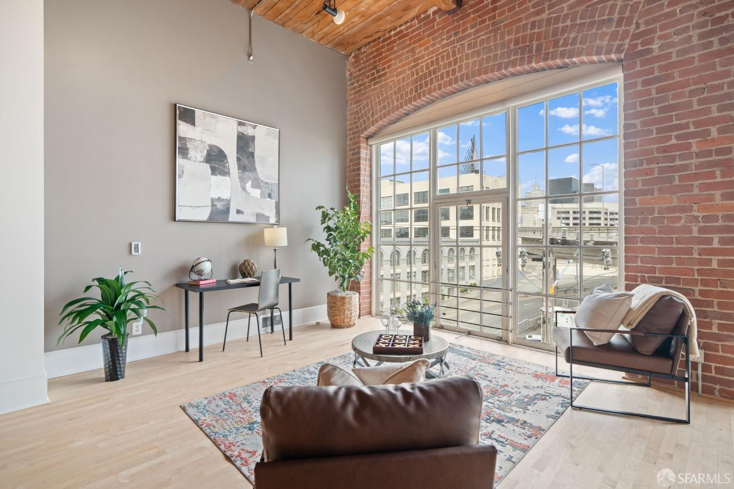 Photo #6: 425049559 Listing 