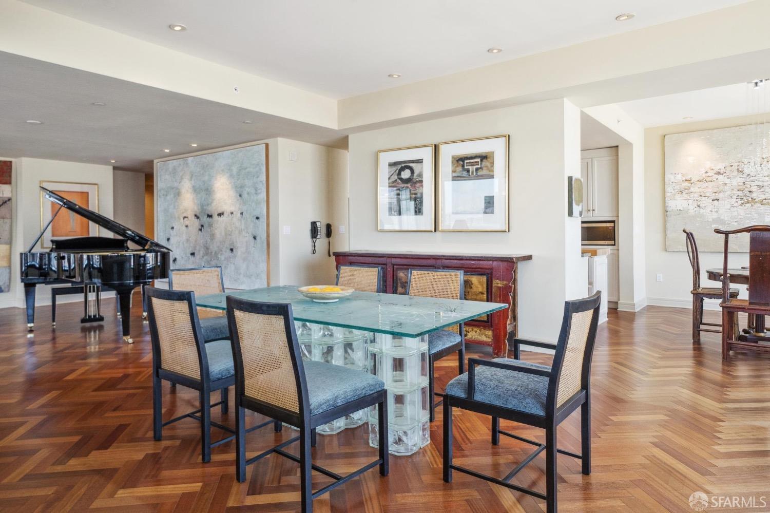 Detail Gallery Image 7 of 39 For 765 Market St Ph1cd,  San Francisco,  CA 94103 - 3 Beds | 3/1 Baths