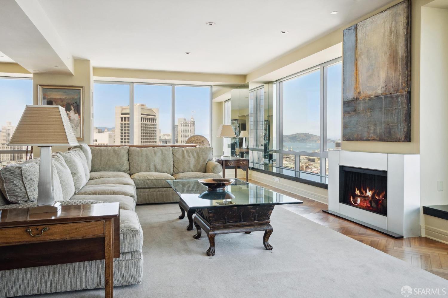 Detail Gallery Image 3 of 39 For 765 Market St Ph1cd,  San Francisco,  CA 94103 - 3 Beds | 3/1 Baths