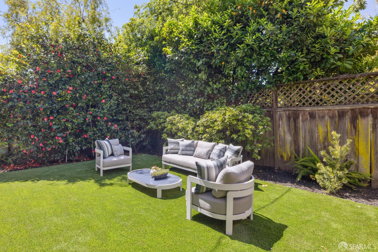 Detail Gallery Image 22 of 50 For 2218 Clay St, San Francisco,  CA 94115 - 6 Beds | 5/1 Baths