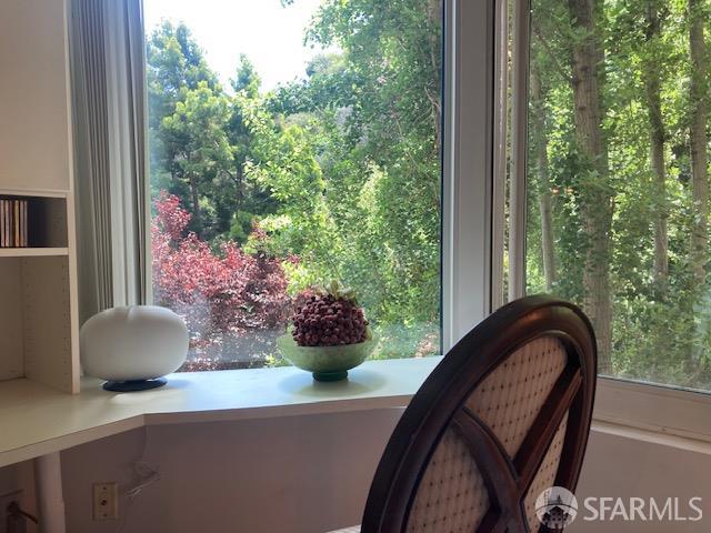 Detail Gallery Image 10 of 20 For 240 Lombard St #329,  San Francisco,  CA 94111 - 1 Beds | 1 Baths