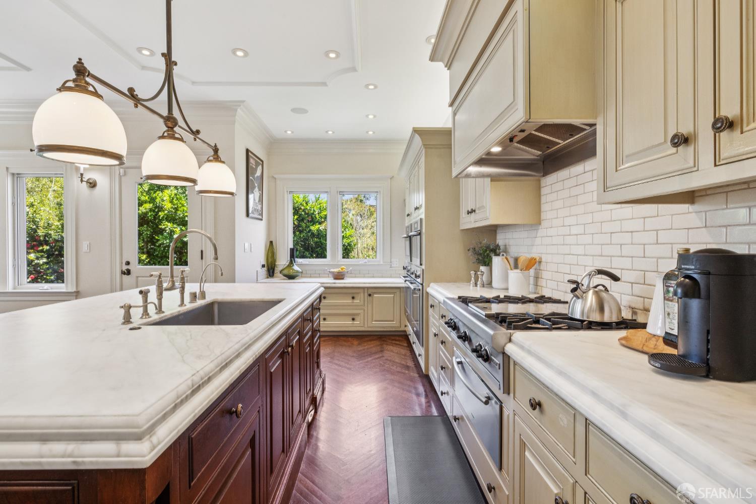 Detail Gallery Image 17 of 50 For 2218 Clay St, San Francisco,  CA 94115 - 6 Beds | 5/1 Baths