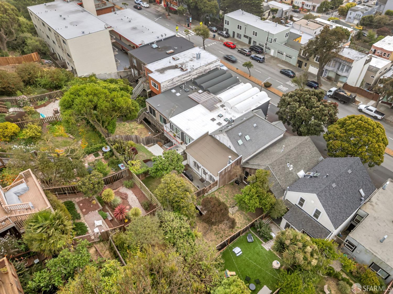 Detail Gallery Image 68 of 77 For 428 Monterey Blvd, San Francisco,  CA 94127 - 2 Beds | 1/1 Baths
