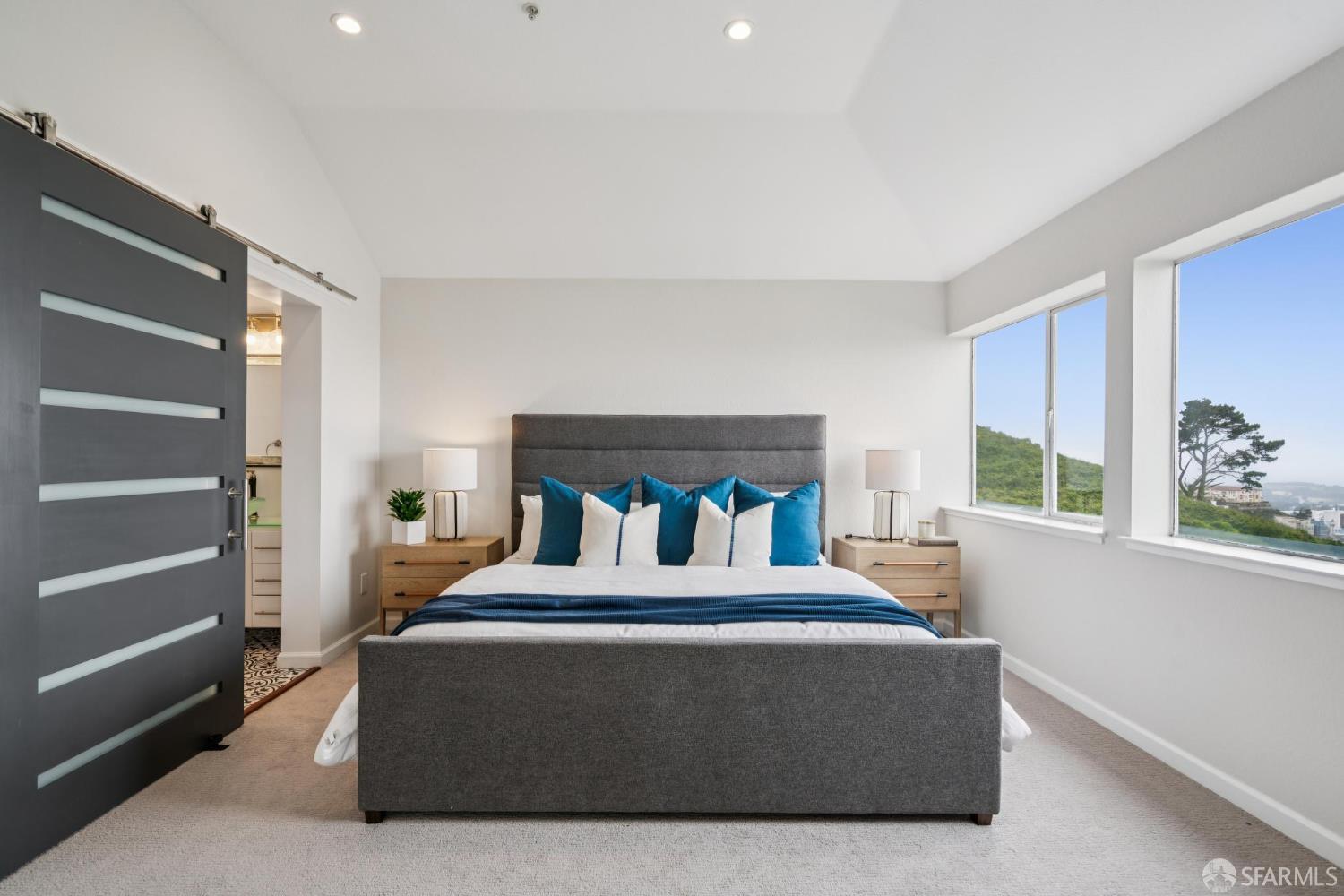 Detail Gallery Image 13 of 43 For 850 Pointe Pacific Dr #4,  Daly City,  CA 94014 - 2 Beds | 2 Baths