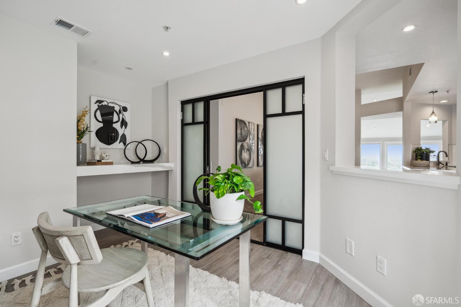 Detail Gallery Image 28 of 43 For 850 Pointe Pacific Dr #4,  Daly City,  CA 94014 - 2 Beds | 2 Baths