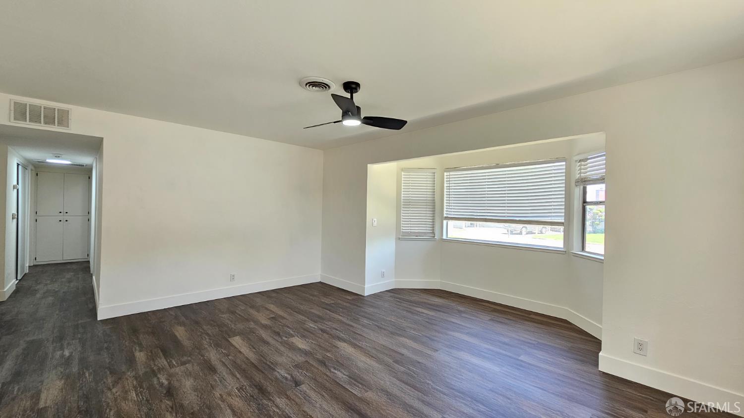 Detail Gallery Image 11 of 28 For 5 Inland Ct, Antioch,  CA 94509 - 3 Beds | 3 Baths