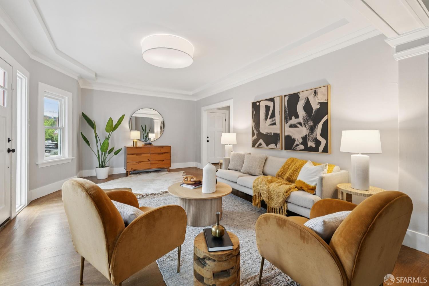 Detail Gallery Image 9 of 47 For 4145 Emerald St, Oakland,  CA 94609 - 2 Beds | 2/1 Baths