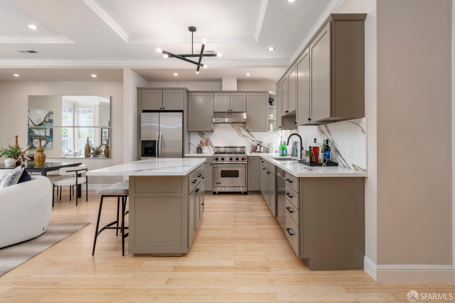 Detail Gallery Image 33 of 67 For 2675 Sutter St, San Francisco,  CA 94115 - 7 Beds | 5 Baths