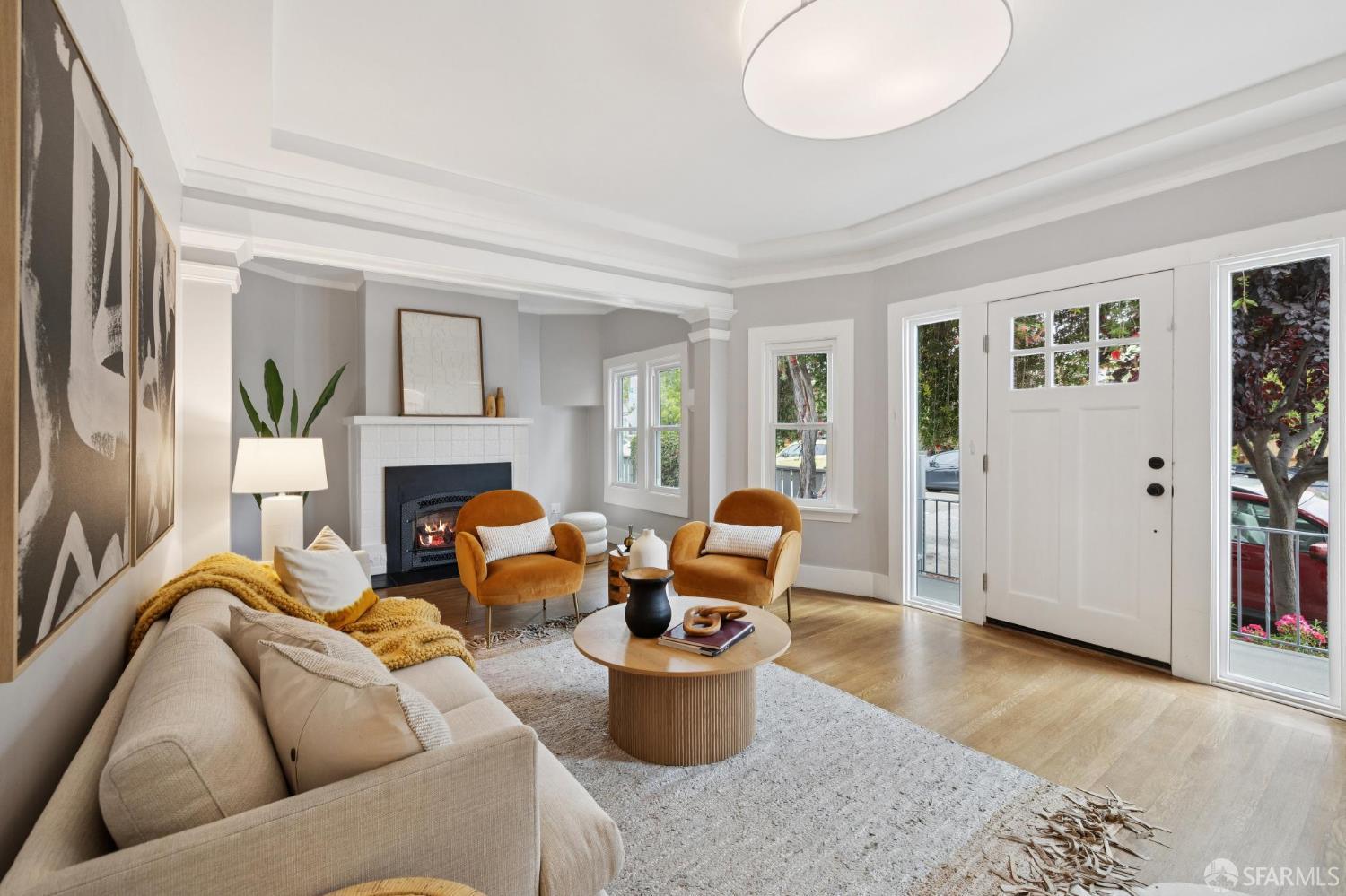 Detail Gallery Image 7 of 47 For 4145 Emerald St, Oakland,  CA 94609 - 2 Beds | 2/1 Baths