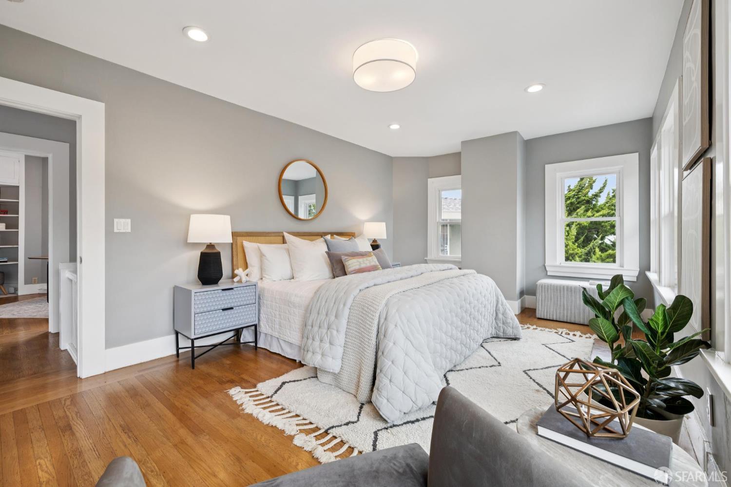 Detail Gallery Image 43 of 47 For 4145 Emerald St, Oakland,  CA 94609 - 2 Beds | 2/1 Baths
