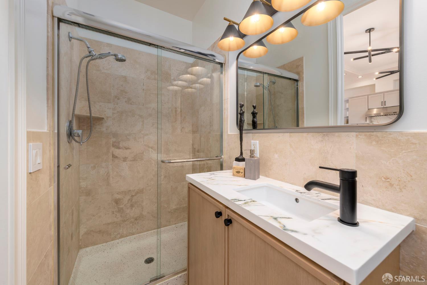 Detail Gallery Image 11 of 67 For 2675 Sutter St, San Francisco,  CA 94115 - 7 Beds | 5 Baths