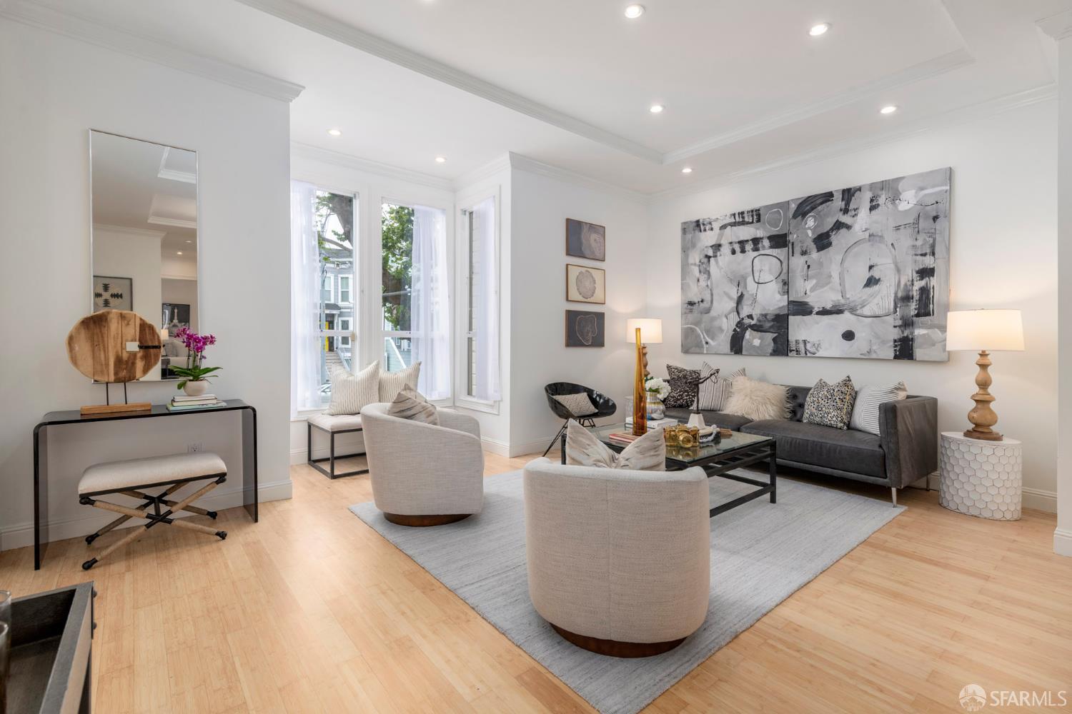 Detail Gallery Image 5 of 67 For 2675 Sutter St, San Francisco,  CA 94115 - 7 Beds | 5 Baths
