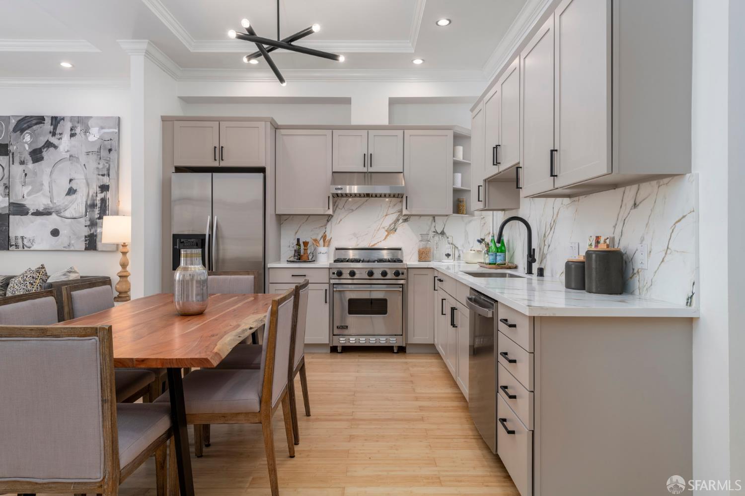 Detail Gallery Image 8 of 67 For 2675 Sutter St, San Francisco,  CA 94115 - 7 Beds | 5 Baths