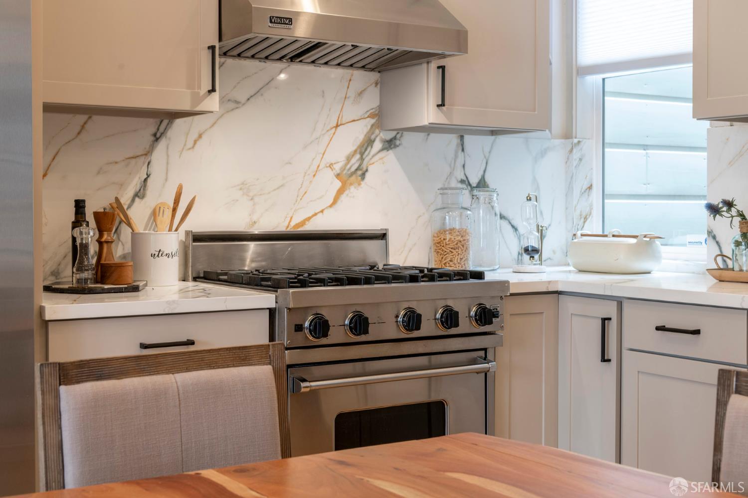 Detail Gallery Image 53 of 67 For 2675 Sutter St, San Francisco,  CA 94115 - 7 Beds | 5 Baths