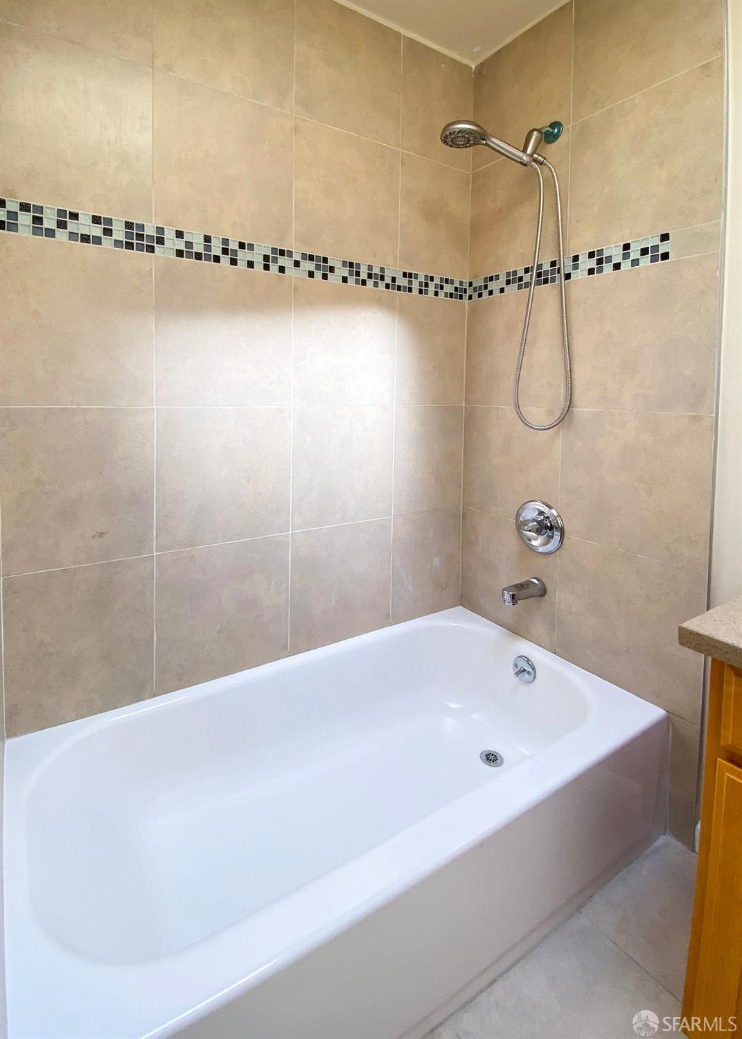 Detail Gallery Image 19 of 35 For 54 Bismark St, Daly City,  CA 94014 - 2 Beds | 1 Baths