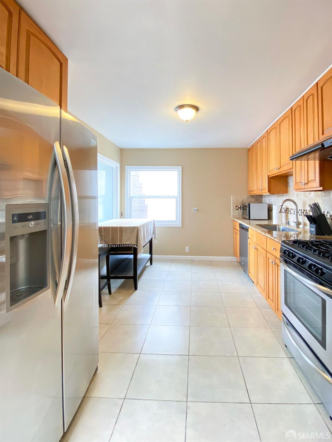 Detail Gallery Image 8 of 35 For 54 Bismark St, Daly City,  CA 94014 - 2 Beds | 1 Baths