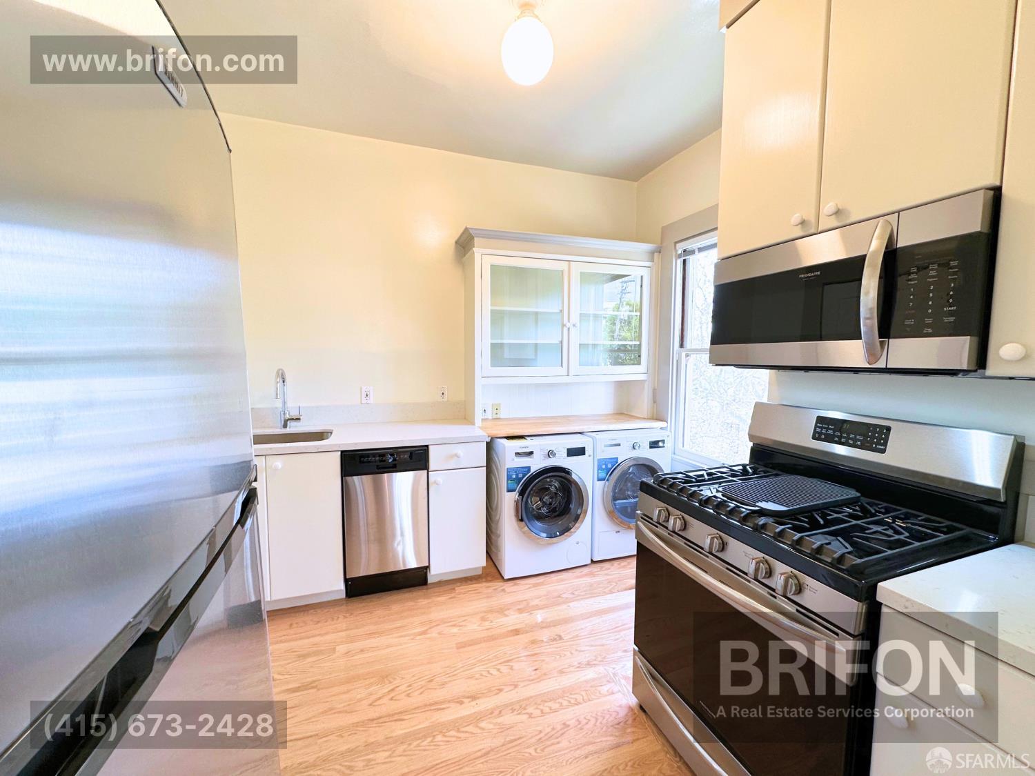 Detail Gallery Image 3 of 17 For 1465 Hyde St, San Francisco,  CA 94109 - 1 Beds | 1 Baths