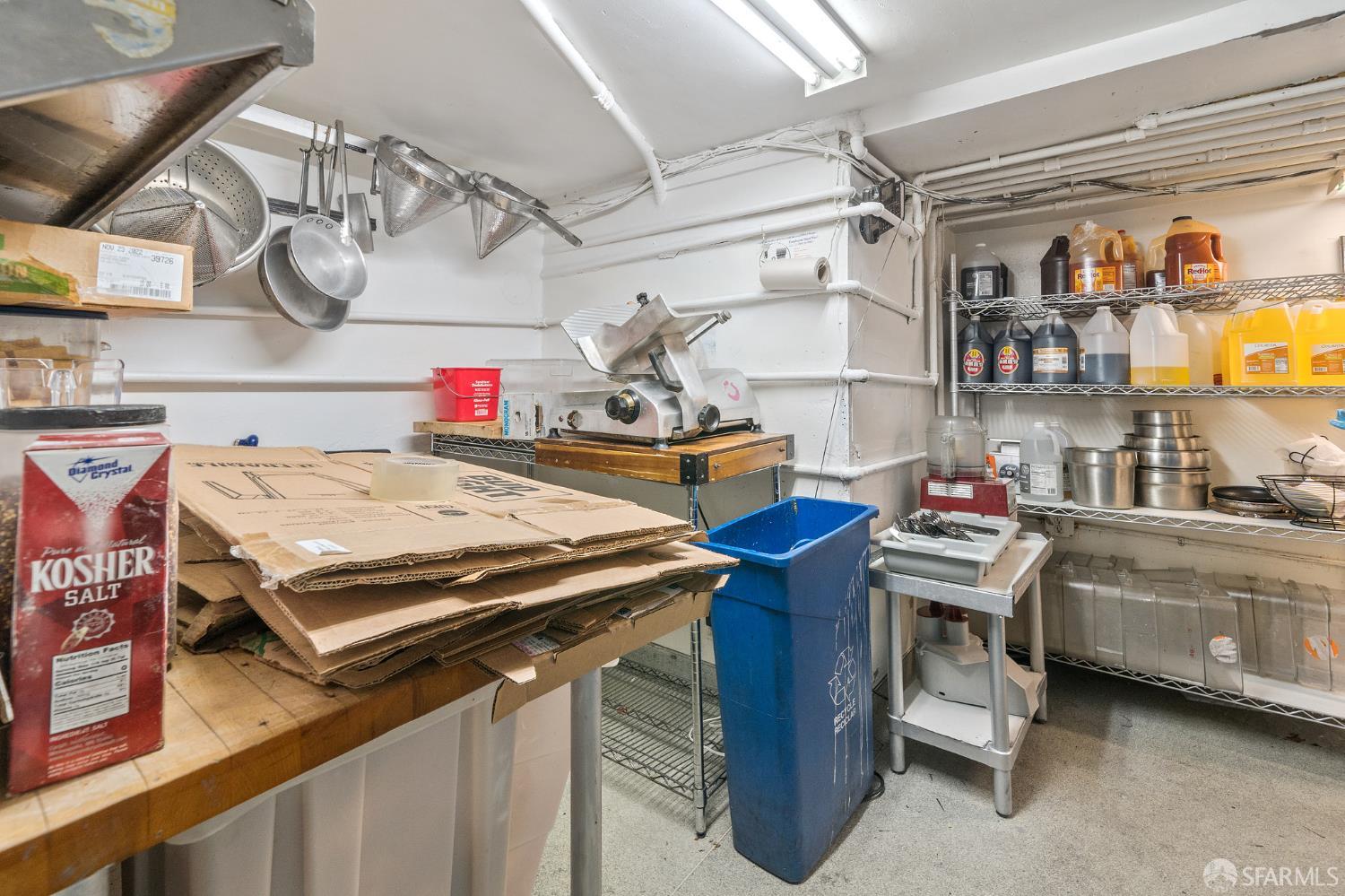 Detail Gallery Image 25 of 26 For 500 Castro St, San Francisco,  CA 94114 - – Beds | – Baths
