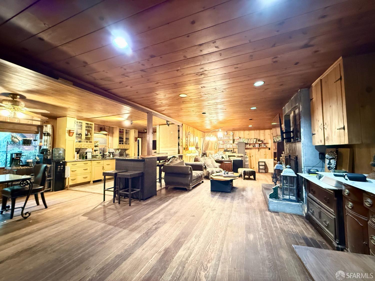 Detail Gallery Image 2 of 26 For 490 Huckleberry Ln, Boulder Creek,  CA 95006 - 3 Beds | 2 Baths