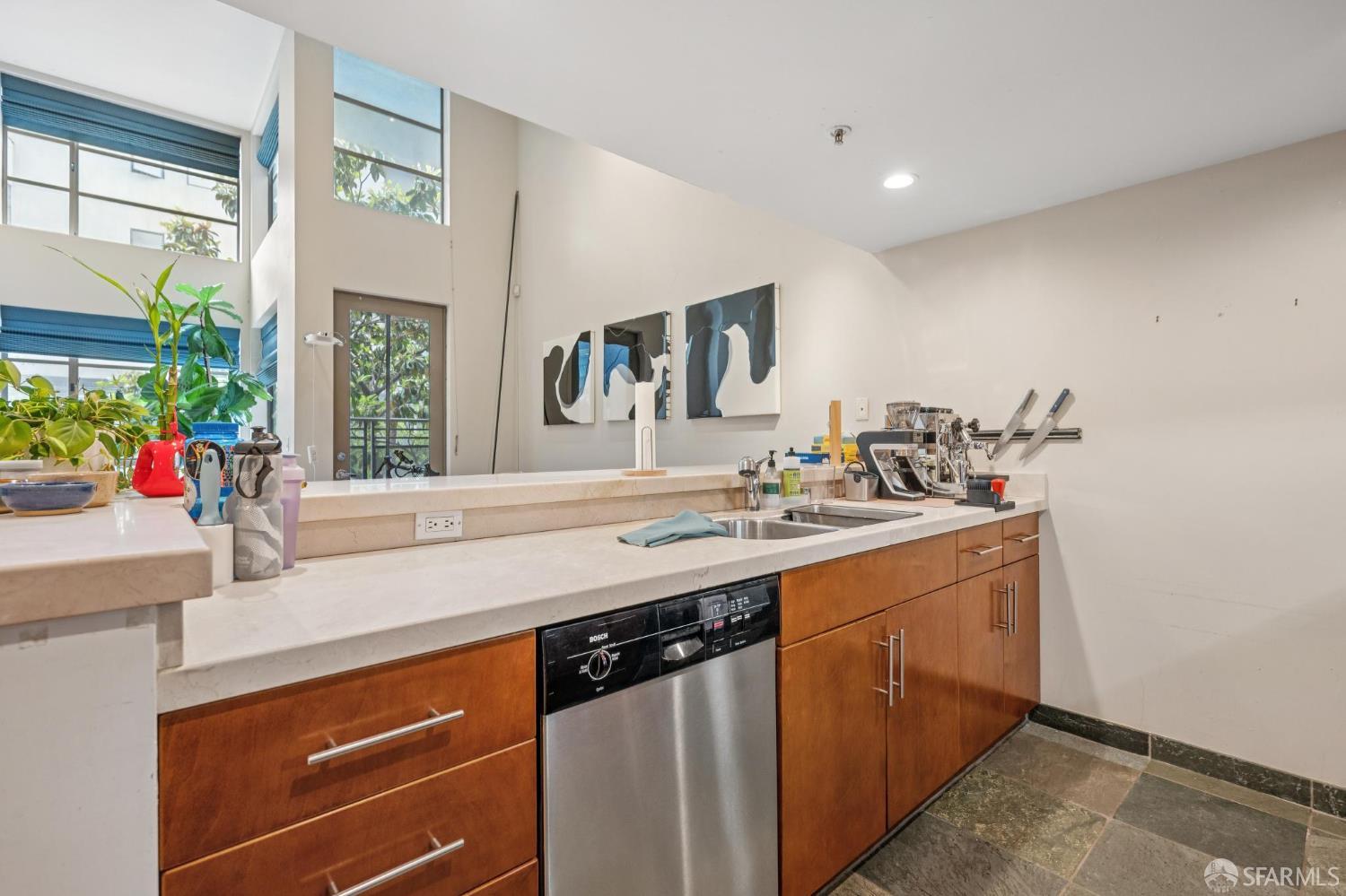 Detail Gallery Image 17 of 29 For 700 Illinois St #3,  San Francisco,  CA 94107 - 1 Beds | 2 Baths