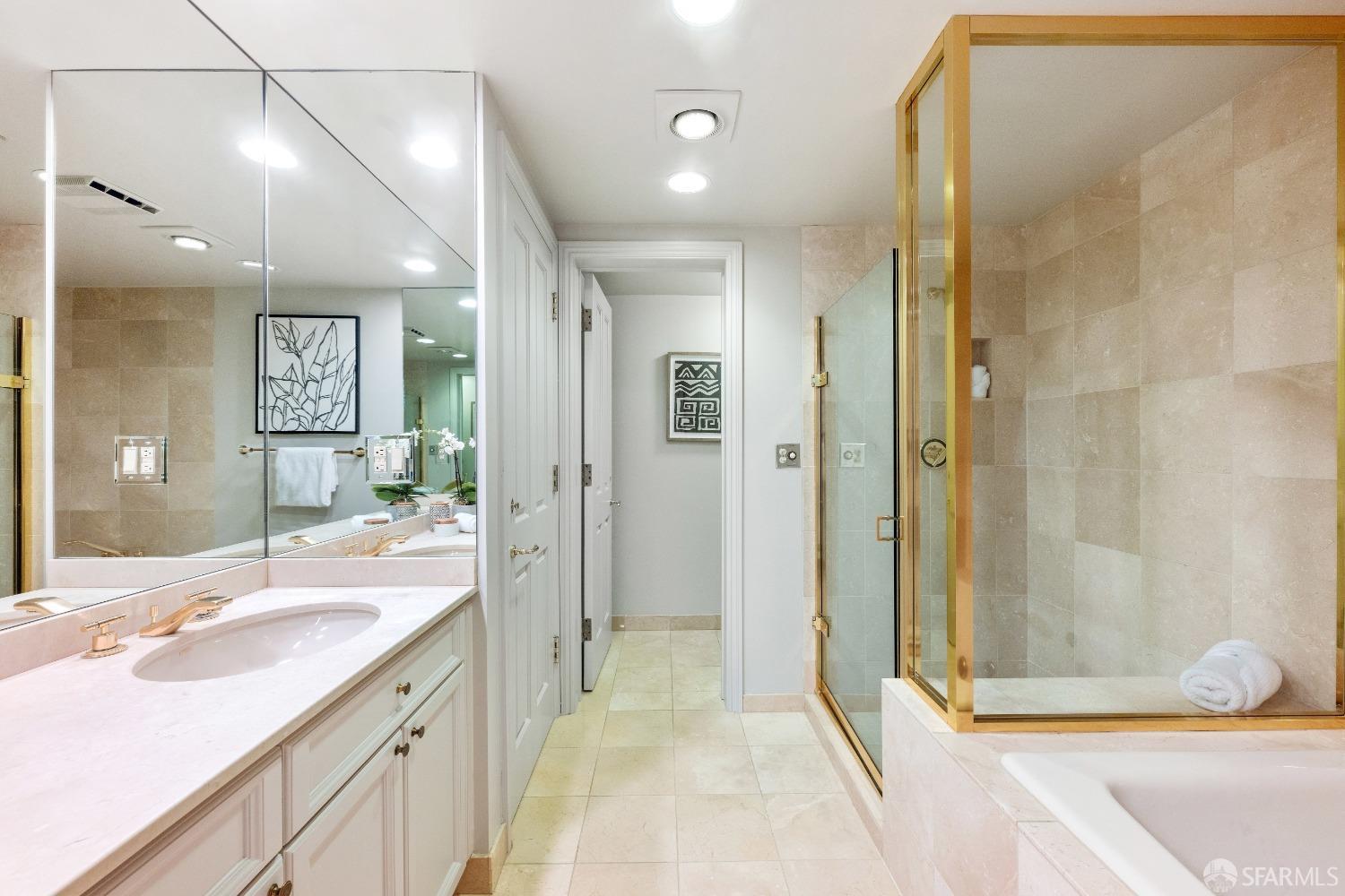 Detail Gallery Image 11 of 15 For 1340 Clay St #302,  San Francisco,  CA 94109 - 1 Beds | 1 Baths