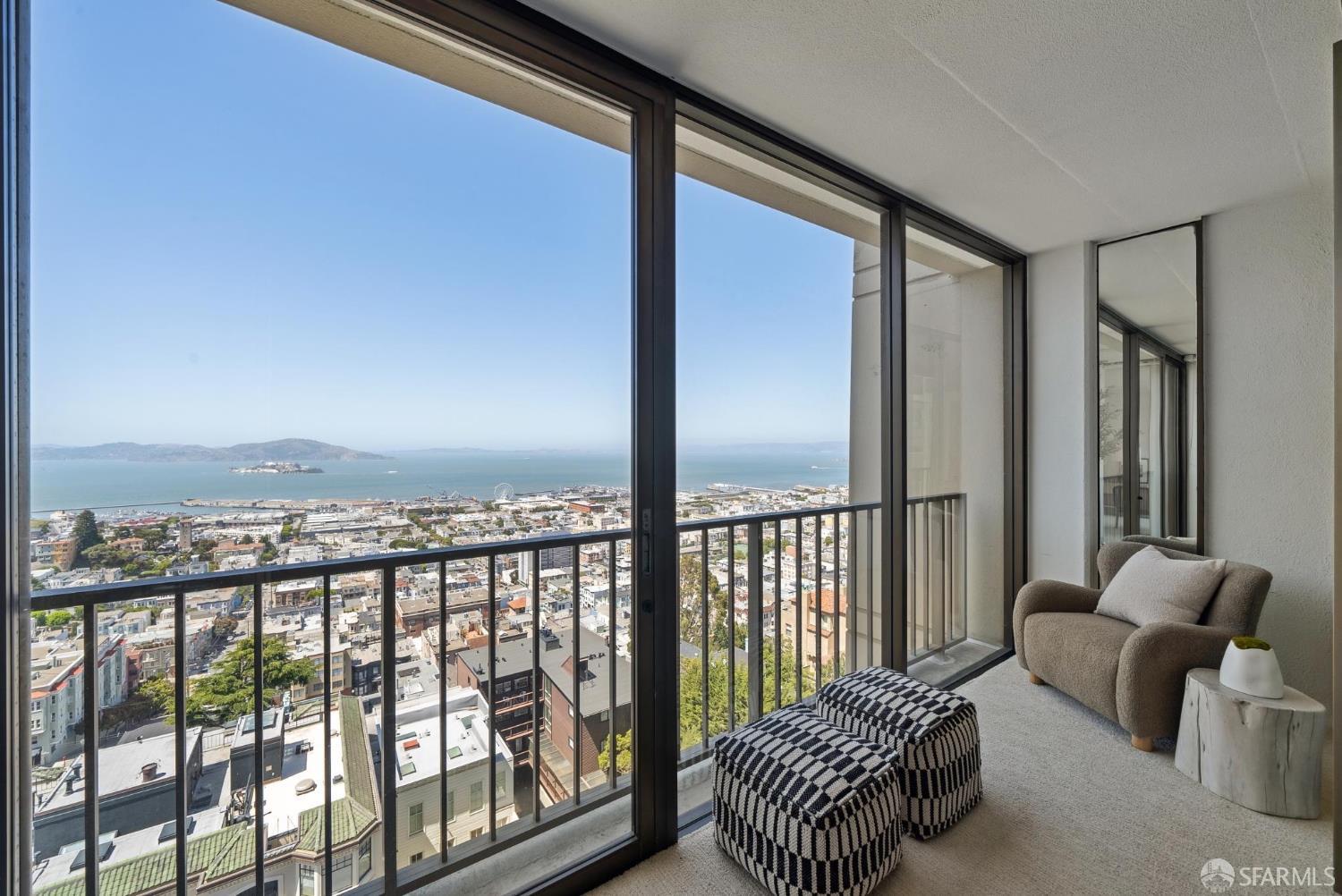 Photo #3: 425050155 Listing 