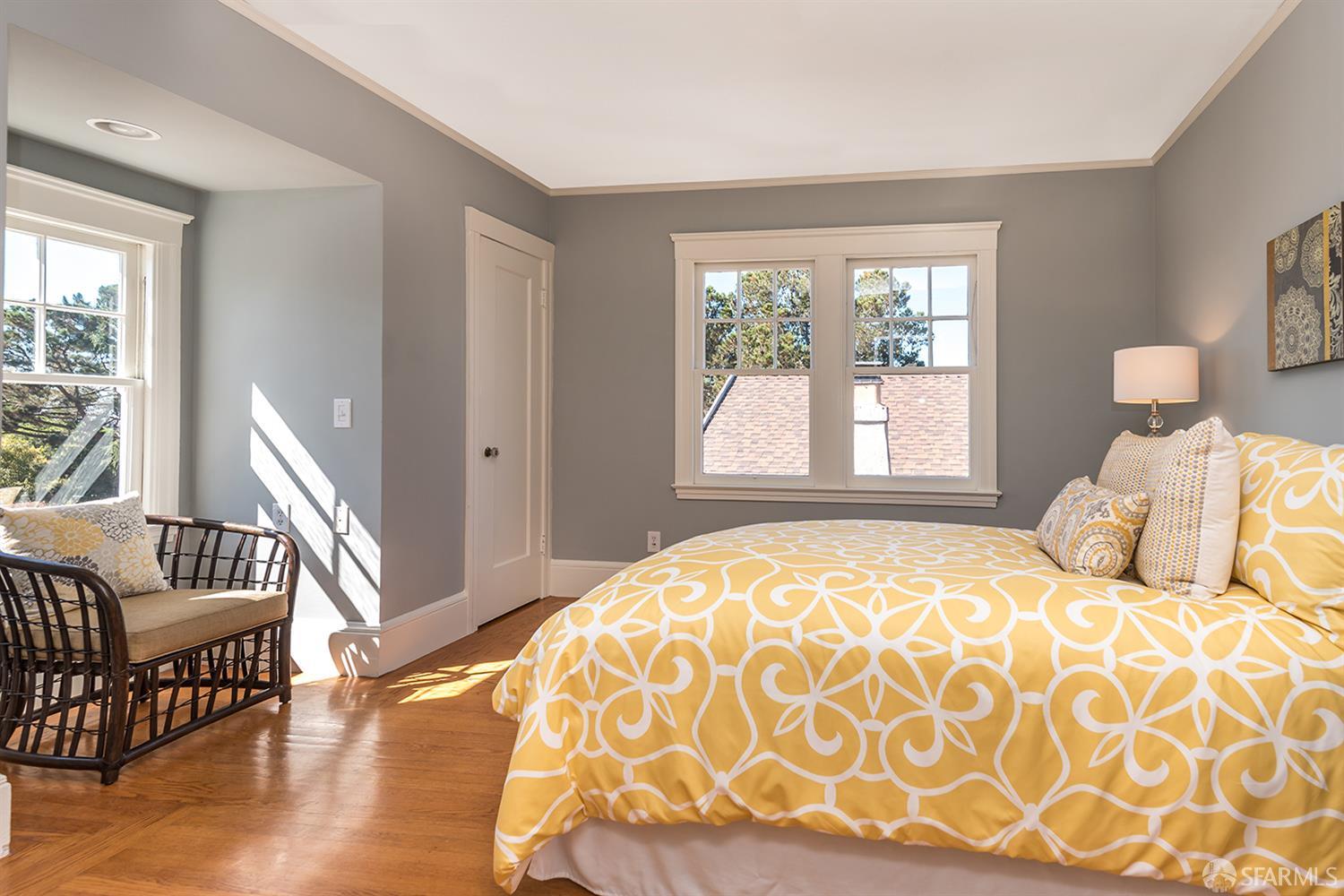 Detail Gallery Image 30 of 35 For 1708 Pleasant Valley Ave, Oakland,  CA 94611 - 3 Beds | 1/1 Baths