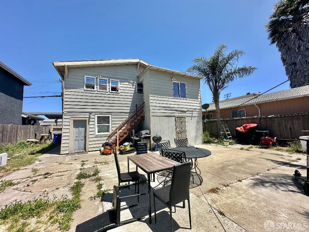 Detail Gallery Image 11 of 11 For 125 7th St, Richmond,  CA 94801 - 6 Beds | 2 Baths