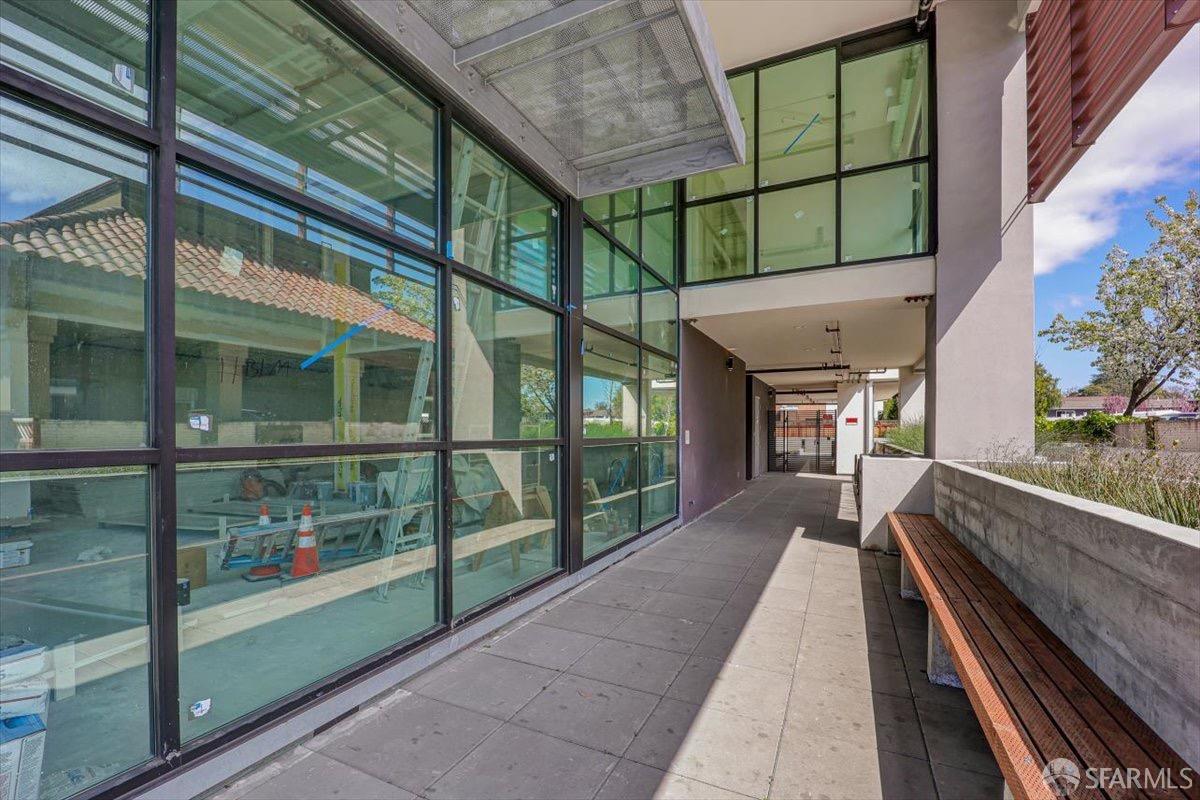 Detail Gallery Image 59 of 60 For 3875 El Camino Real #2,  Palo Alto,  CA 94306 - 2 Beds | 3 Baths