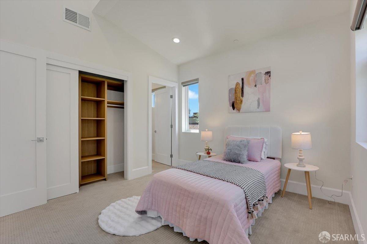 Detail Gallery Image 30 of 60 For 3875 El Camino Real #2,  Palo Alto,  CA 94306 - 2 Beds | 3 Baths