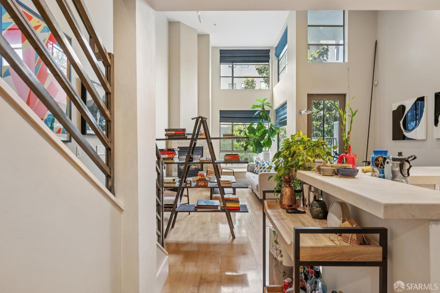Detail Gallery Image 3 of 29 For 700 Illinois St #3,  San Francisco,  CA 94107 - 1 Beds | 2 Baths