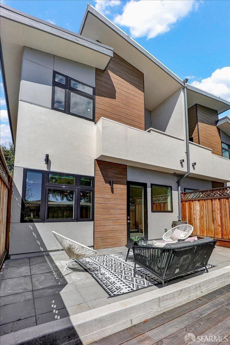 Detail Gallery Image 45 of 60 For 3875 El Camino Real #2,  Palo Alto,  CA 94306 - 2 Beds | 3 Baths