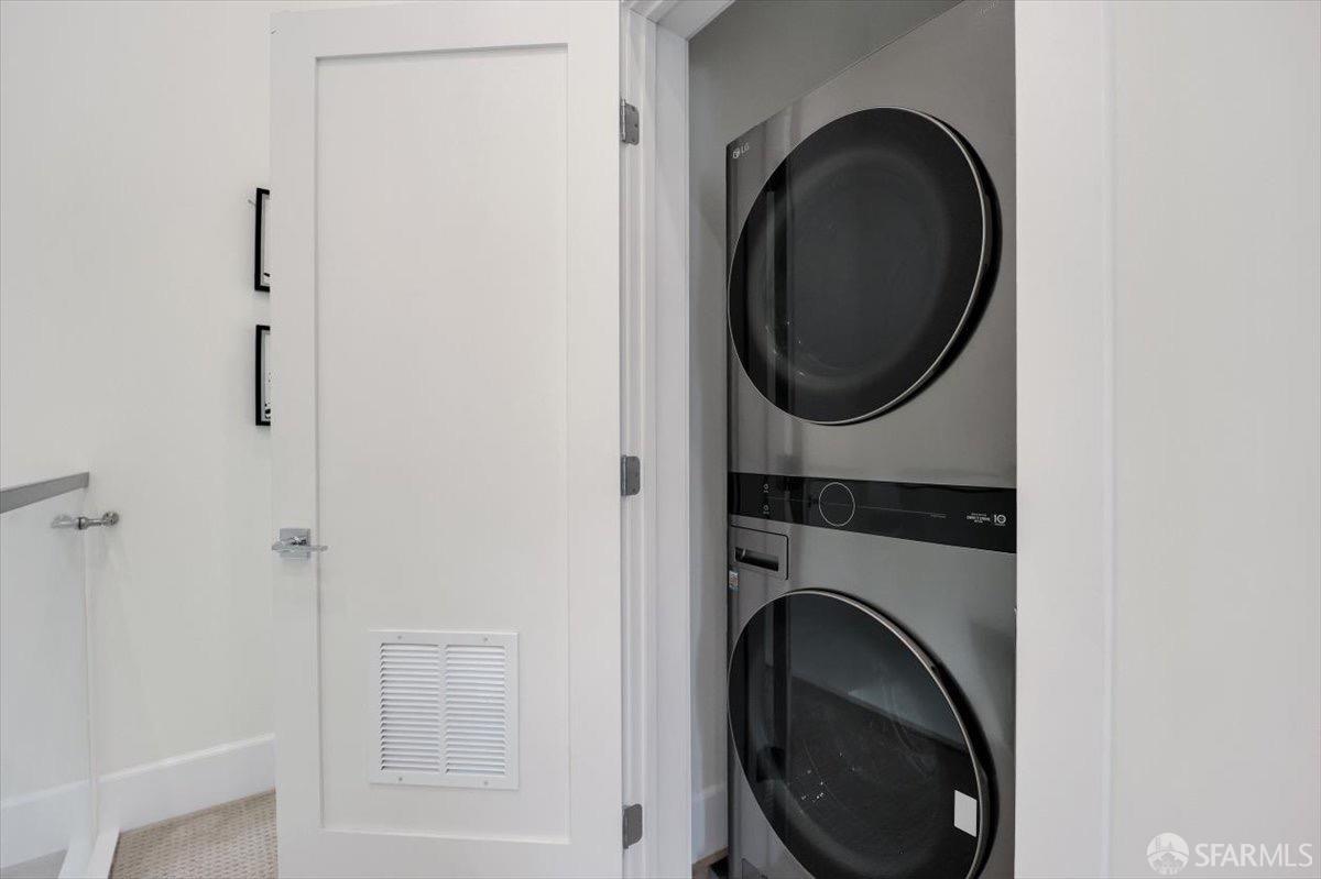 Detail Gallery Image 26 of 60 For 3875 El Camino Real #2,  Palo Alto,  CA 94306 - 2 Beds | 3 Baths