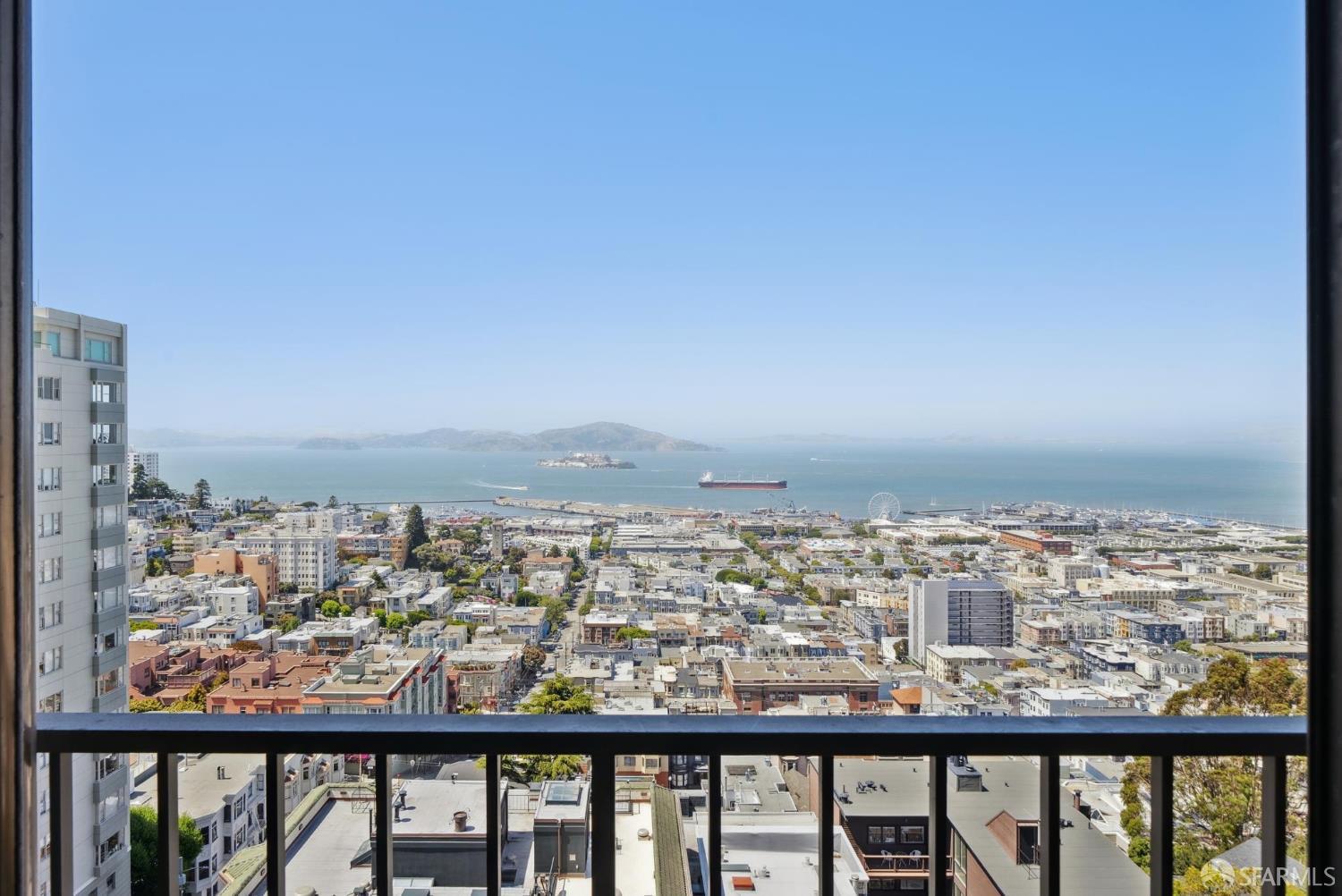 Photo #2: 425050155 Listing 