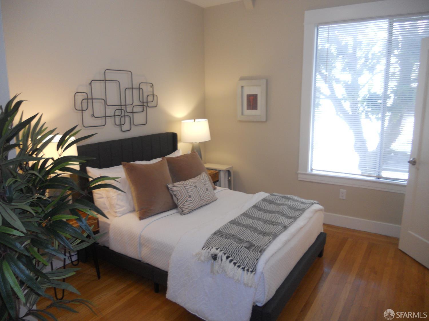 Detail Gallery Image 14 of 26 For 700 12th Ave #2,  San Francisco,  CA 94118 - 3 Beds | 2 Baths