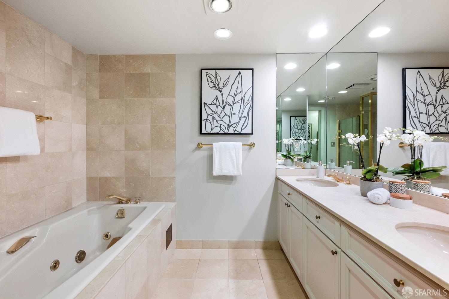 Detail Gallery Image 10 of 15 For 1340 Clay St #302,  San Francisco,  CA 94109 - 1 Beds | 1 Baths