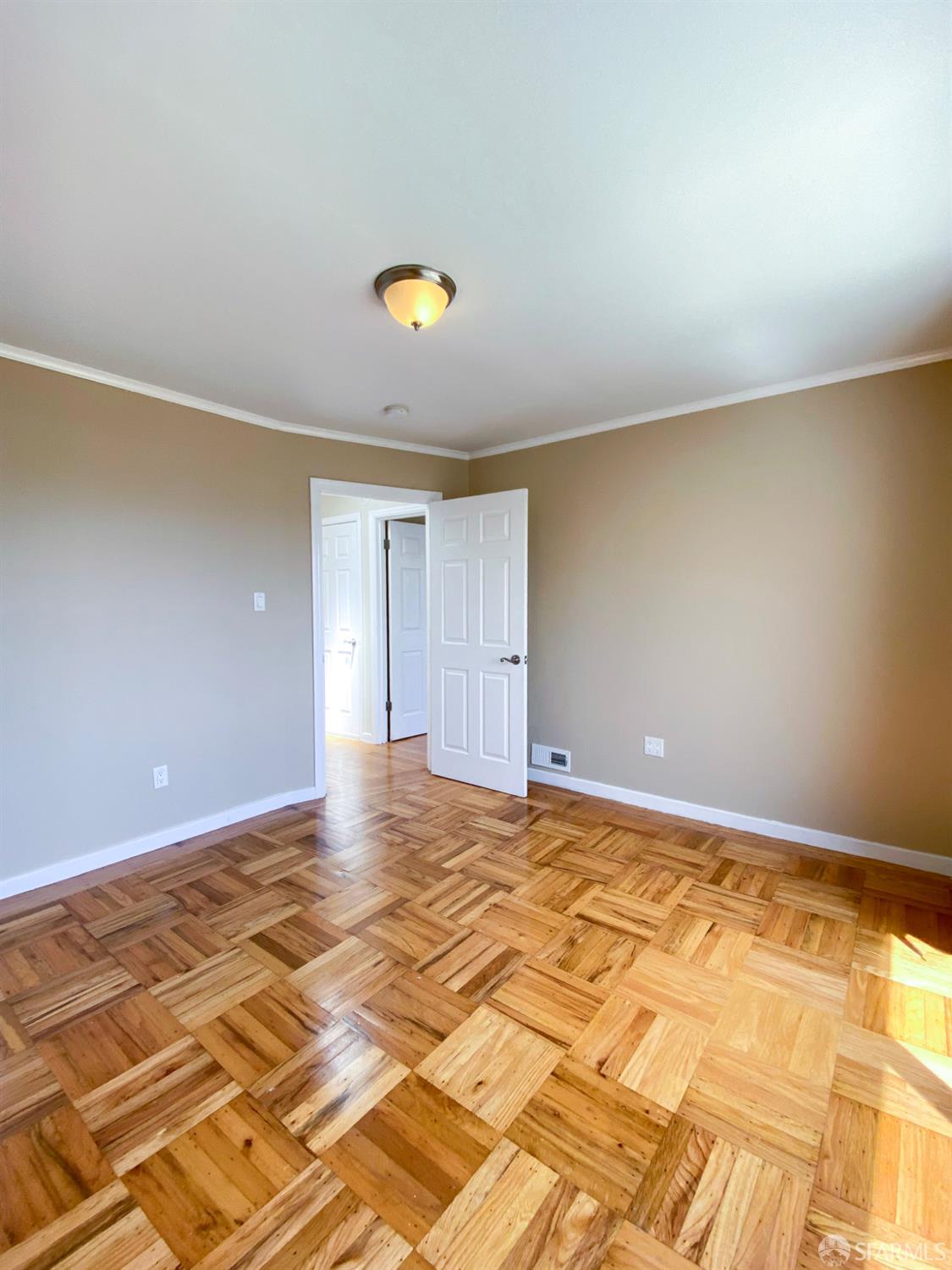 Detail Gallery Image 15 of 35 For 54 Bismark St, Daly City,  CA 94014 - 2 Beds | 1 Baths