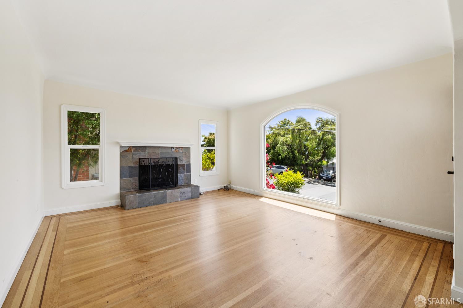 Detail Gallery Image 14 of 67 For 756 Balra Dr, El Cerrito,  CA 94530 - 2 Beds | 2 Baths