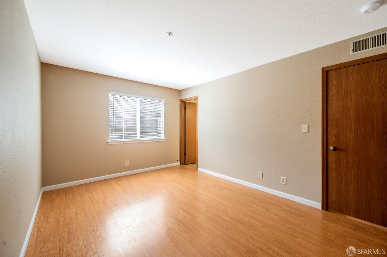 Detail Gallery Image 14 of 31 For 1021 San Luis Cir #612,  Daly City,  CA 94014 - 2 Beds | 2 Baths