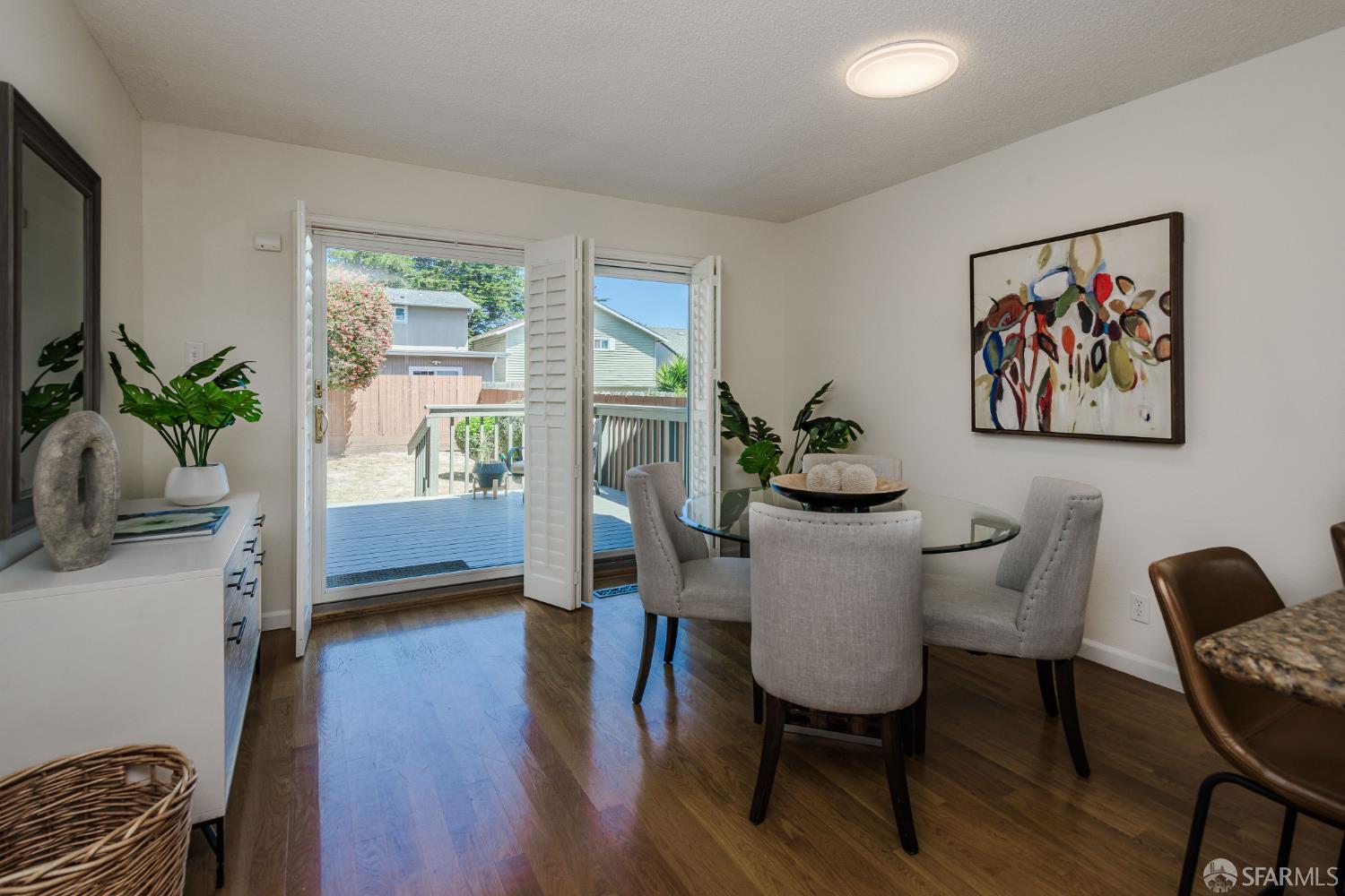 Detail Gallery Image 6 of 24 For 72 Dover Ct, Daly City,  CA 94015 - 3 Beds | 1/1 Baths