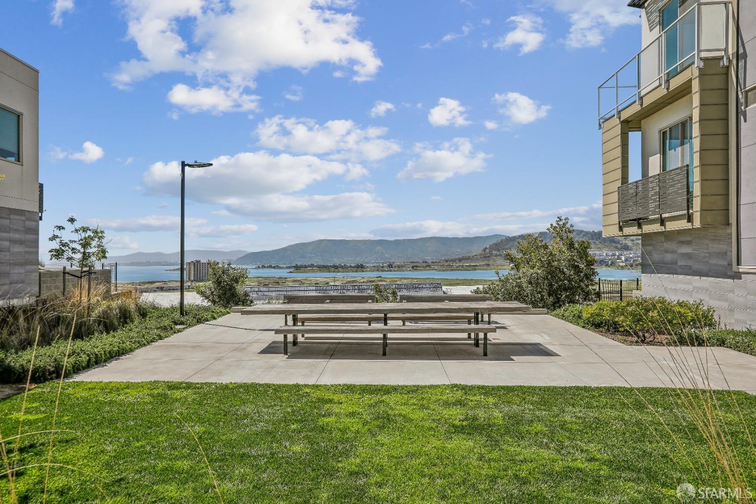 Detail Gallery Image 24 of 25 For 52 Kirkwood Ave #322,  San Francisco,  CA 94124 - 1 Beds | 1 Baths