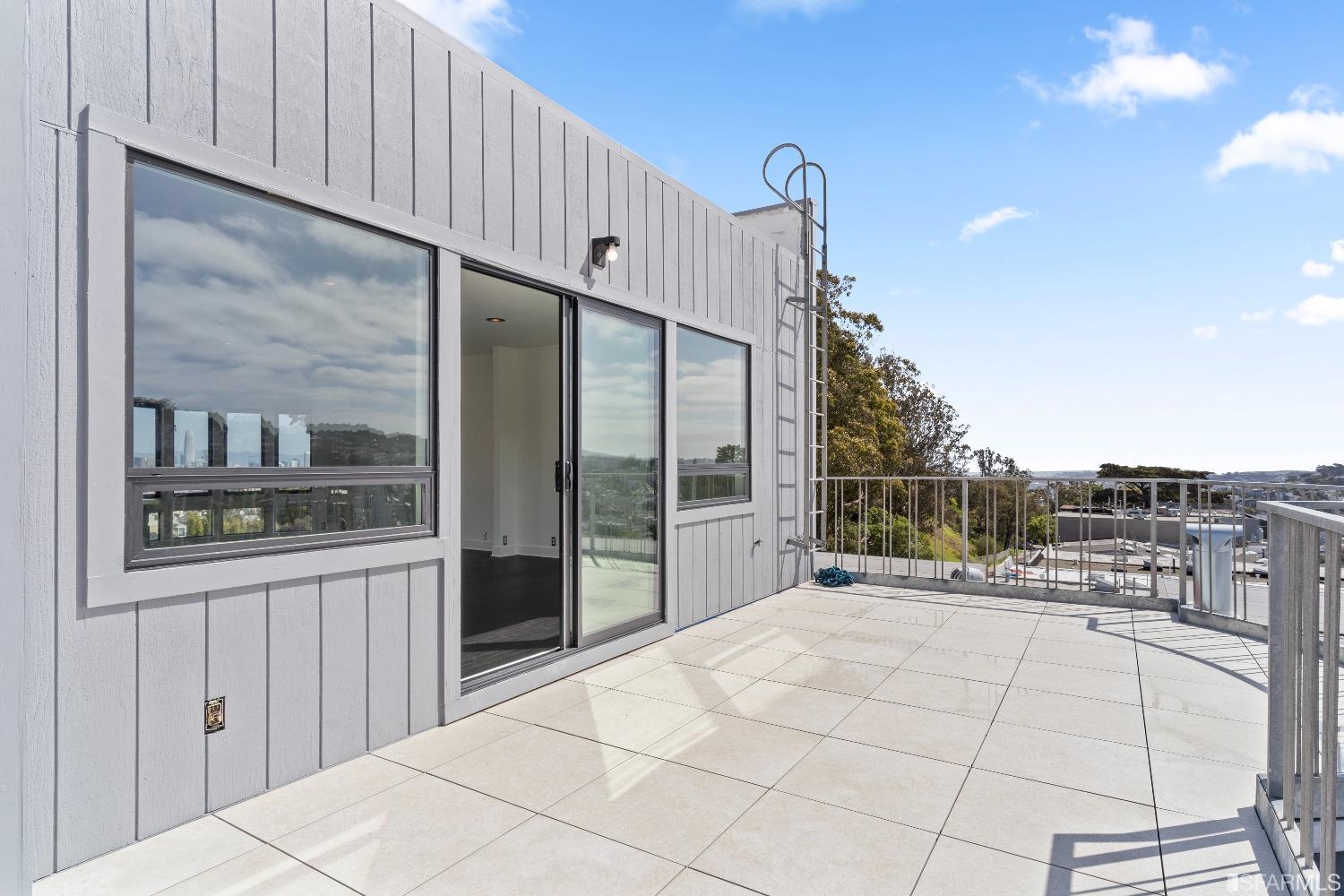 Detail Gallery Image 21 of 60 For 4 Museum Way, San Francisco,  CA 94114 - 2 Beds | 2 Baths