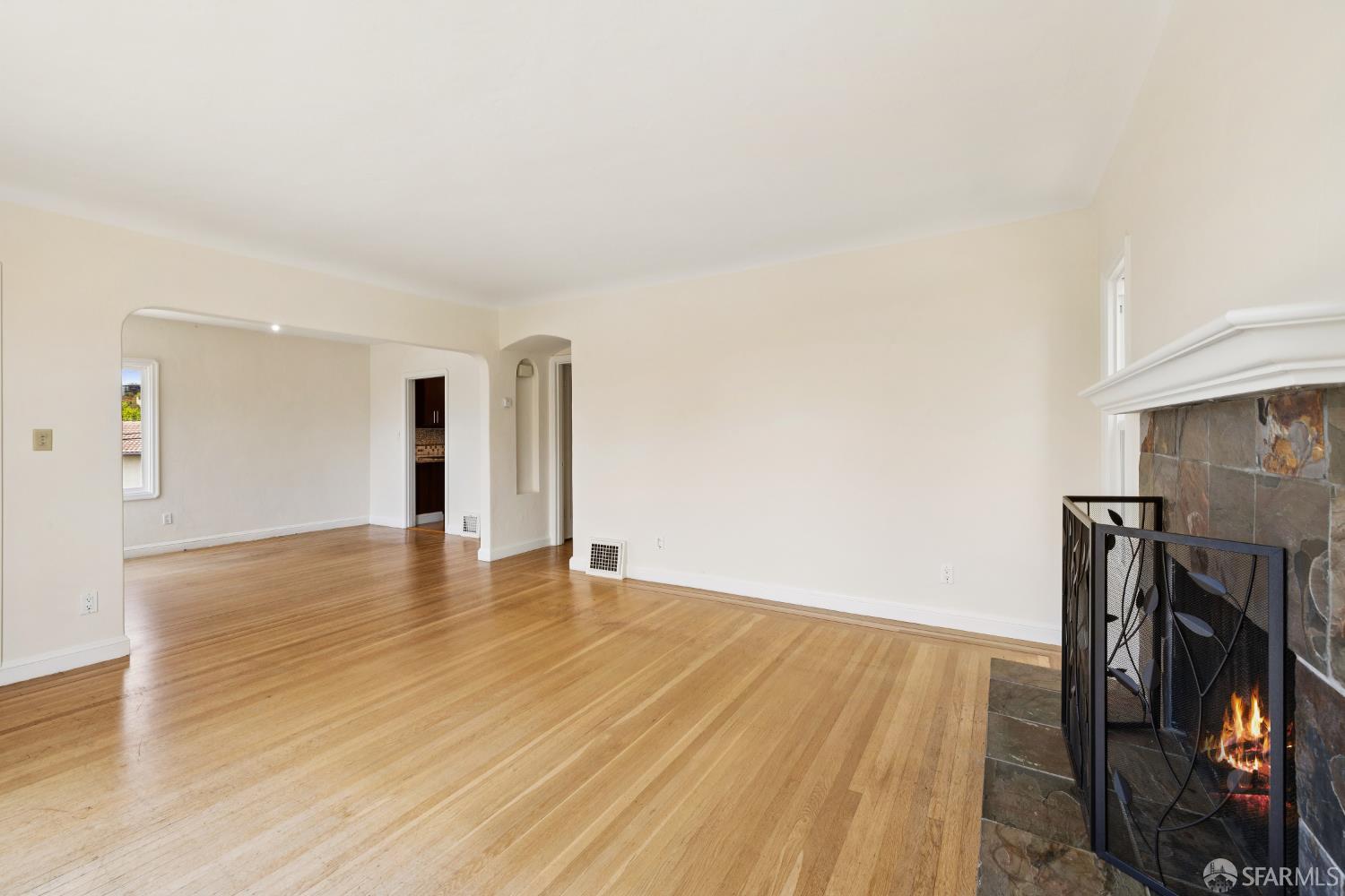 Detail Gallery Image 18 of 67 For 756 Balra Dr, El Cerrito,  CA 94530 - 2 Beds | 2 Baths
