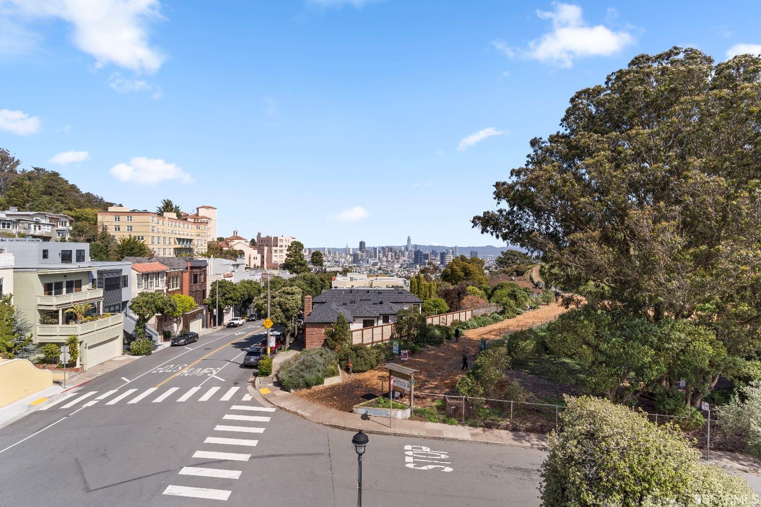 Detail Gallery Image 59 of 60 For 4 Museum Way, San Francisco,  CA 94114 - 2 Beds | 2 Baths