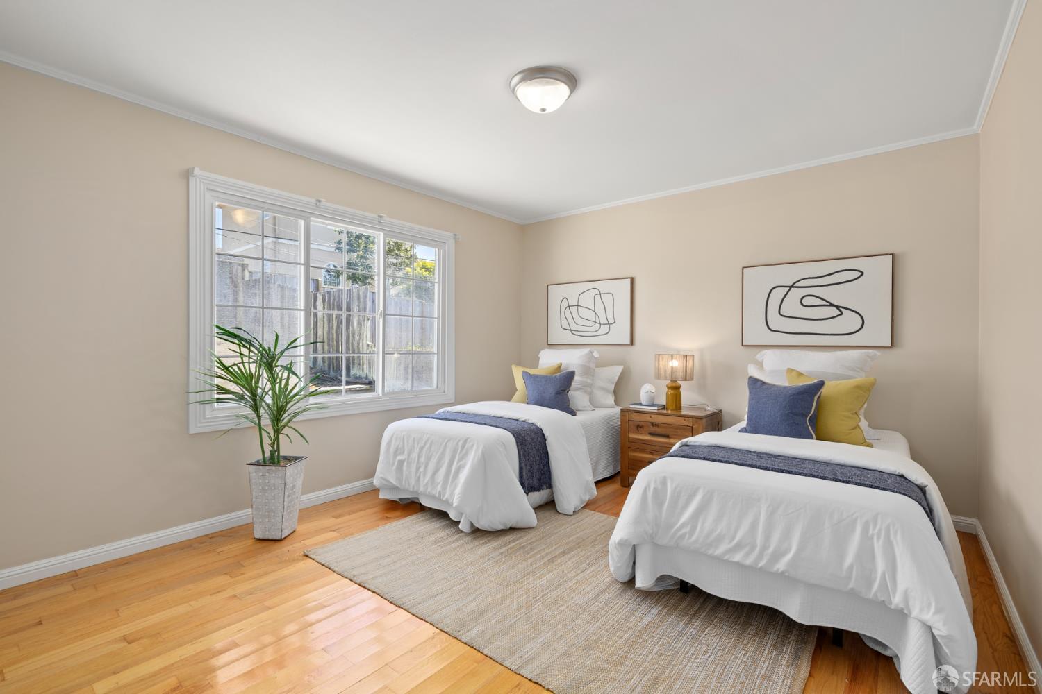Detail Gallery Image 10 of 14 For 213 Manor Dr, South San Francisco,  CA 94080 - 2 Beds | 1 Baths