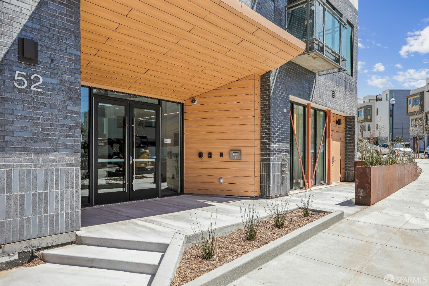 Detail Gallery Image 15 of 25 For 52 Kirkwood Ave #322,  San Francisco,  CA 94124 - 1 Beds | 1 Baths