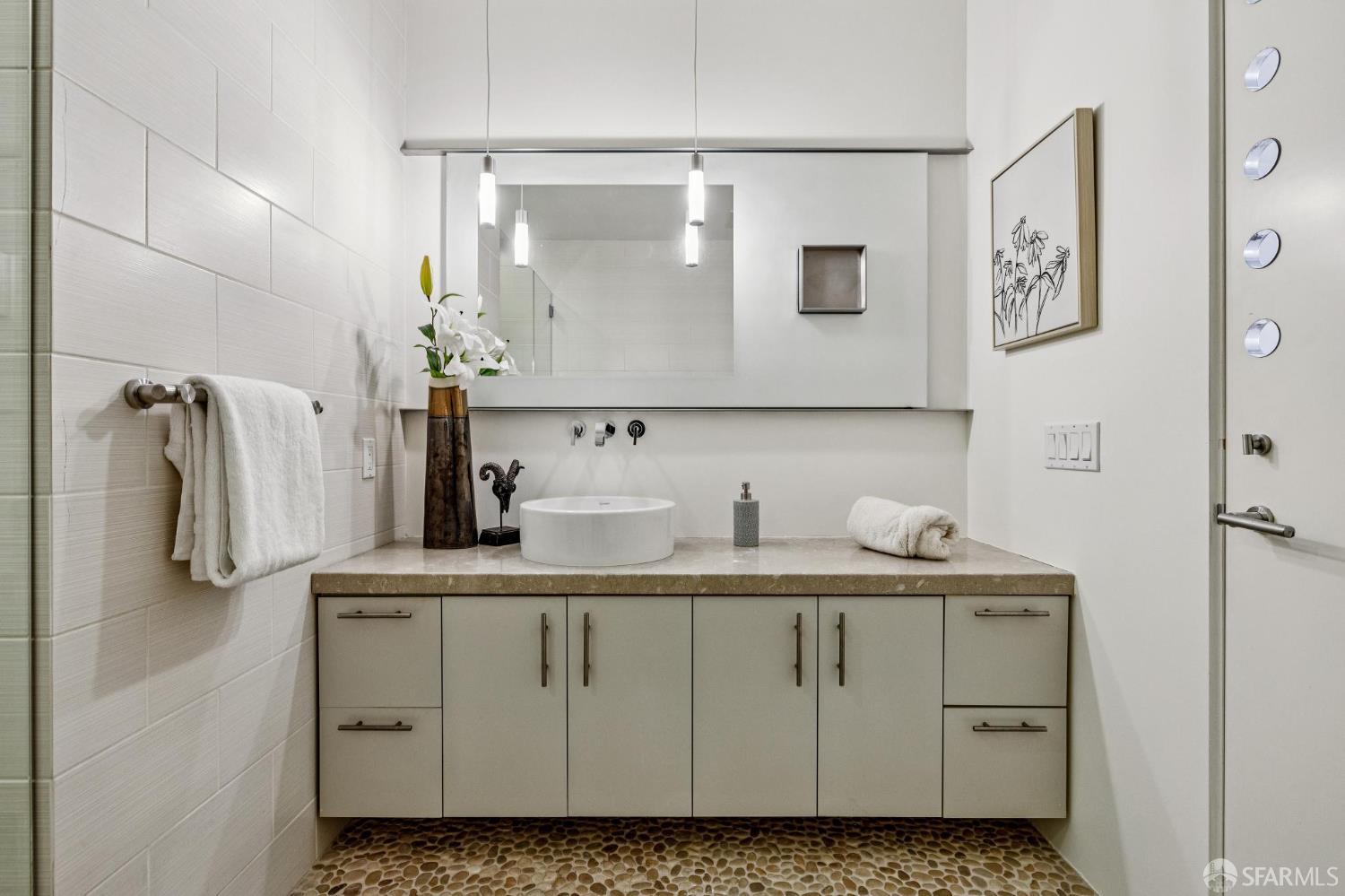 Detail Gallery Image 40 of 55 For 6 Mint Plz 900a,  San Francisco,  CA 94103 - 3 Beds | 3/1 Baths